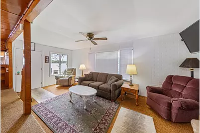 7008 Laura Lane, Saint Peter, MN 56082 - Photo 5
