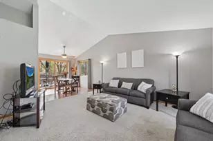 8922 Quinwood Ln N, Maple Grove, MN 55369 - Photo 5