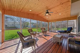 8922 Quinwood Ln N, Maple Grove, MN 55369 - Photo 23