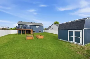 932 S Chestnut St, Belle Plaine, MN 56011 - Photo 1