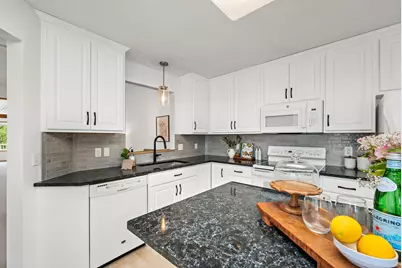 18639 Kalmar Trail, Lakeville, MN 55044 - Photo 7