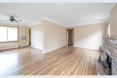 1044 Cumberland Street, Saint Paul, MN 55117 - Photo 13