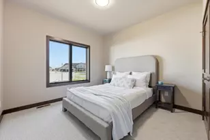 4257 Pine Pkwy S, Fargo, ND 58104 - Photo 25
