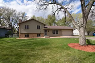 10556 104th Ave N, Maple Grove, MN 55369 - Photo 1