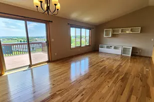 2136 Ashland Dr NW, Rochester, MN 55901 - Photo 3