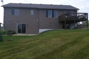 2136 Ashland Dr NW, Rochester, MN 55901 - Photo 23