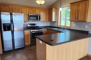 2136 Ashland Dr NW, Rochester, MN 55901 - Photo 5