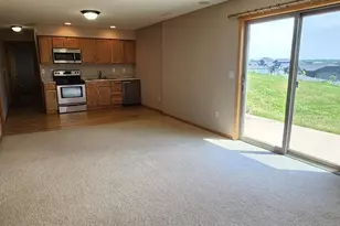 2136 Ashland Dr NW, Rochester, MN 55901 - Photo 15