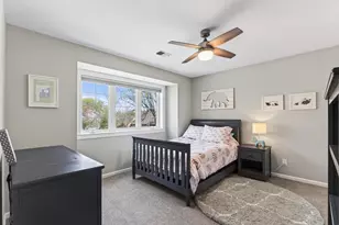 1289 Castle Ct, Golden Valley, MN 55427 - Photo 37