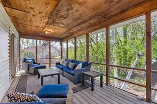 1289 Castle Ct, Golden Valley, MN 55427 - Photo 25