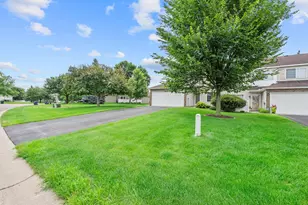 6276 158th St W, Apple Valley, MN 55124 - Photo 1