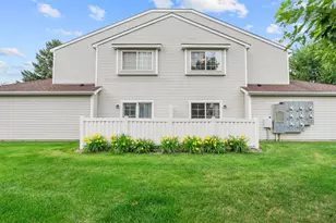 6276 158th St W, Apple Valley, MN 55124 - Photo 3