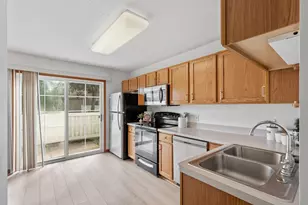 6276 158th St W, Apple Valley, MN 55124 - Photo 13