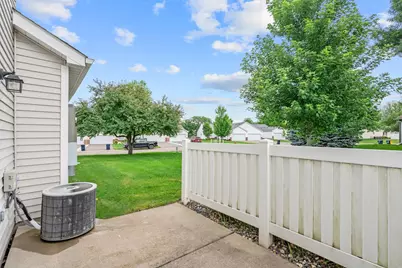 6276 158th Street W, Apple Valley, MN 55124 - Photo 5