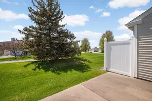 14526 Eureka Ct, Apple Valley, MN 55124 - Photo 21