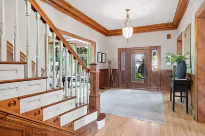 1721 Mount Curve Avenue, Minneapolis, MN 55403 - Photo 13
