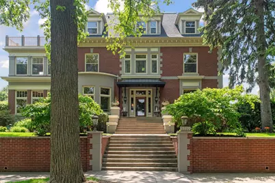 1721 Mount Curve Avenue, Minneapolis, MN 55403 - Photo 7