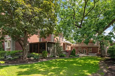 1721 Mount Curve Avenue, Minneapolis, MN 55403 - Photo 39