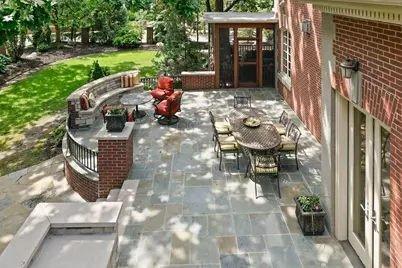 1721 Mount Curve Avenue, Minneapolis, MN 55403 - Photo 37