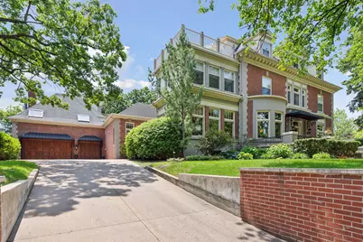 1721 Mount Curve Avenue, Minneapolis, MN 55403 - Photo 109