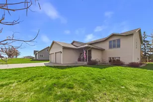 2646 Lois Ln SE, Alexandria, MN 56308 - Photo 5