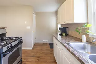 1771 Ivy Ave E, Saint Paul, MN 55106 - Photo 19