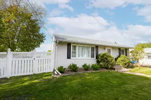 1771 Ivy Ave E, Saint Paul, MN 55106 - Photo 1