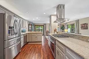 10905 34th Ave N, Plymouth, MN 55441 - Photo 17