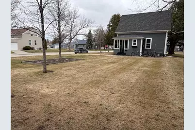 201 6th Avenue SE, Roseau, MN 56751 - Photo 35