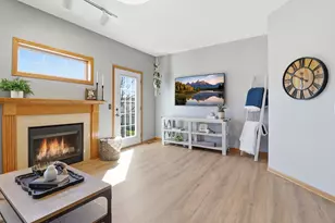 13944 Ventura Pl, Savage, MN 55378 - Photo 9