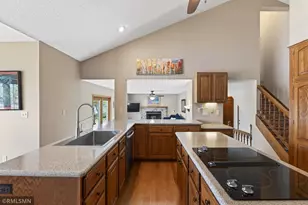 5266 Lakeview Ave, White Bear Township, MN 55110 - Photo 23