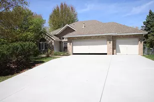 2522 Windsor Ln, Woodbury, MN 55125 - Photo 1