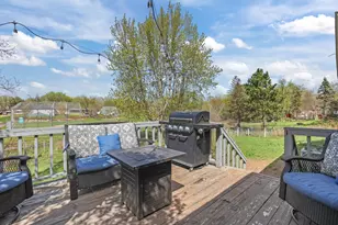 2693 5th St E, Maplewood, MN 55119 - Photo 7