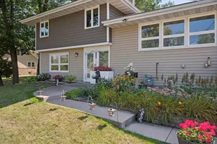 4415 Victoria St N, Shoreview, MN 55126 - Photo 3