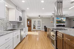 4415 Victoria St N, Shoreview, MN 55126 - Photo 11