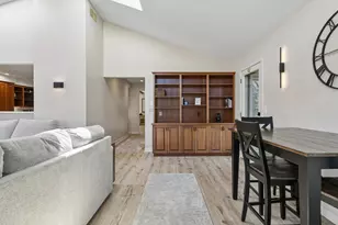 707 Hall Ave, White Bear Lake, MN 55110 - Photo 9