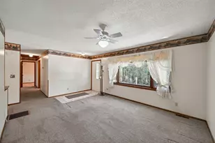 31931 Lily St NW, Cambridge, MN 55008 - Photo 17