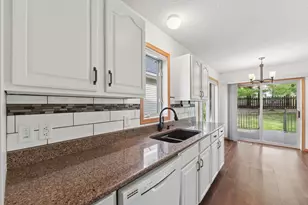 631 Grandview Dr, Hudson, WI 54016 - Photo 11