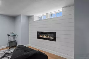 1633 E River Pkwy, Minneapolis, MN 55414 - Photo 73