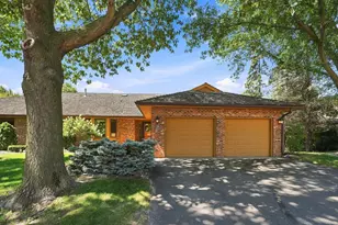 15 Anemone Cir, North Oaks, MN 55127 - Photo 1