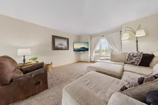 2101 Red Tail Ln, North Mankato, MN 56003 - Photo 7