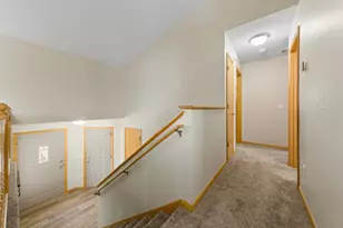 2101 Red Tail Ln, North Mankato, MN 56003 - Photo 15