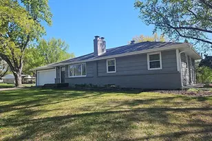 216 Hawes Ave, Shoreview, MN 55126 - Photo 3
