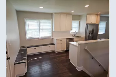 216 Hawes Avenue, Shoreview, MN 55126 - Photo 9