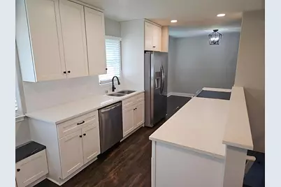 216 Hawes Avenue, Shoreview, MN 55126 - Photo 11