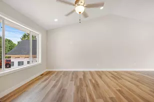 837 Sutherland St, Somerset, WI 54025 - Photo 9