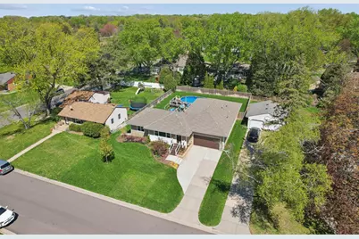 2505 W Armour Terrace, Saint Anthony, MN 55418 - Photo 1