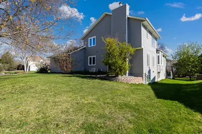 3880 Minnesota Lane N, Plymouth, MN 55446 - Photo 33