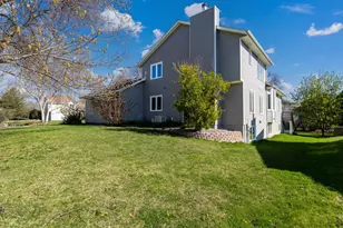 3880 Minnesota Ln N, Plymouth, MN 55446 - Photo 33