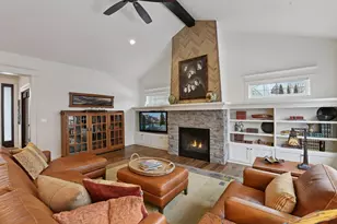 155 Wooddale Ave, Wayzata, MN 55391 - Photo 9